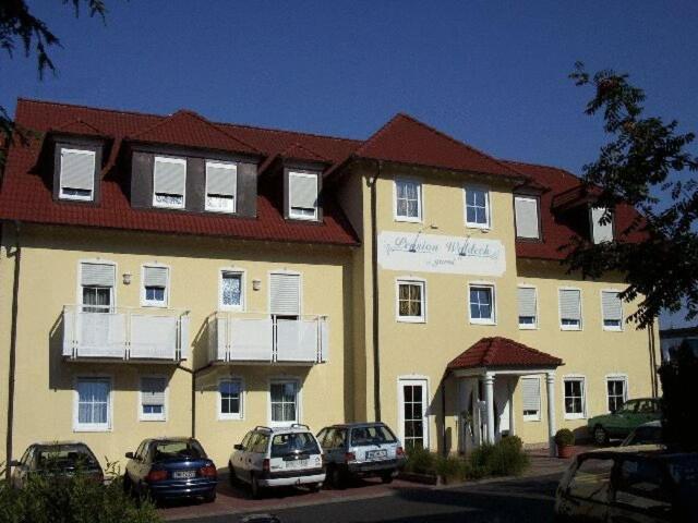 Hotel Waldeck Garni Kist Buitenkant foto