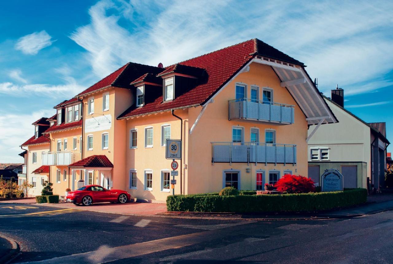 Hotel Waldeck Garni Kist Buitenkant foto