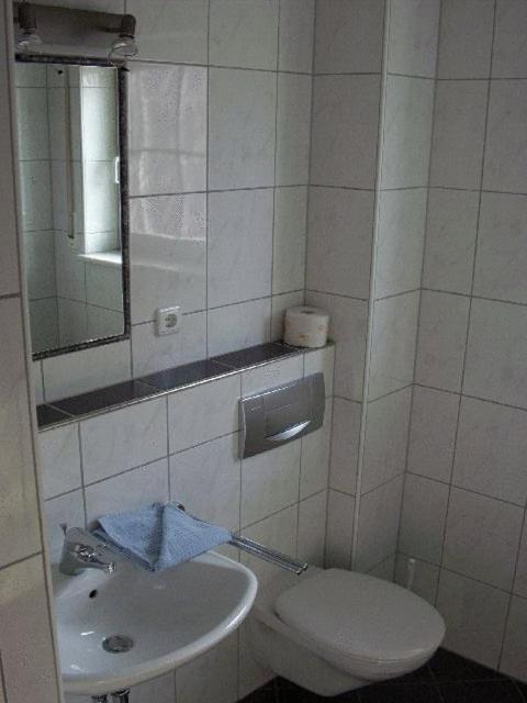 Hotel Waldeck Garni Kist Buitenkant foto
